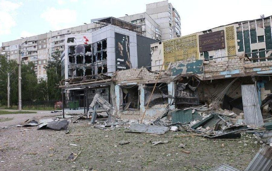 Російські окупанти розпочали масований обстріл Харкова: близько 20 поранених